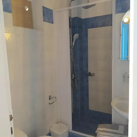 Corali Piso Livadi