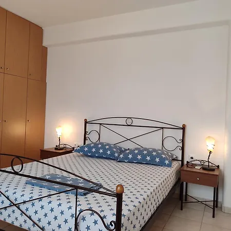 Corali بوسي لِفاذي