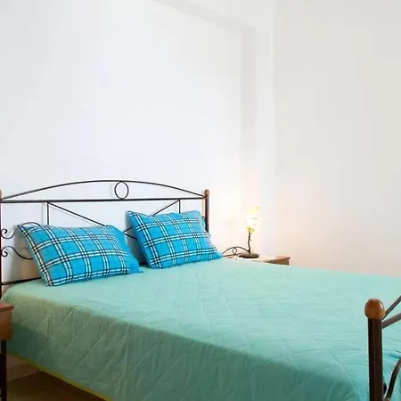 Hotel Corali Piso Livadi