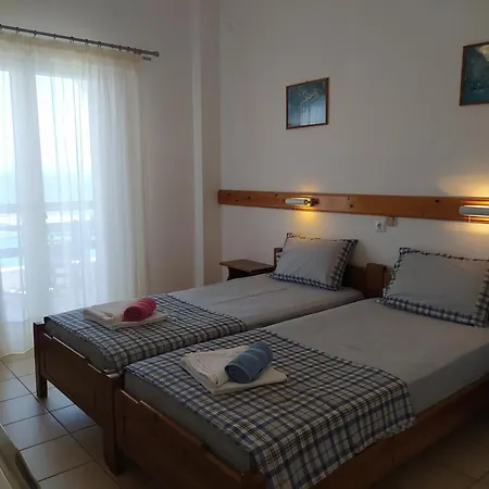 Corali Hotel 2*