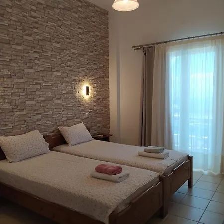 Corali 2* Piso Livadi