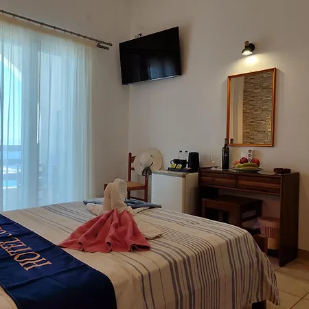 Hotel Corali Piso Livadi